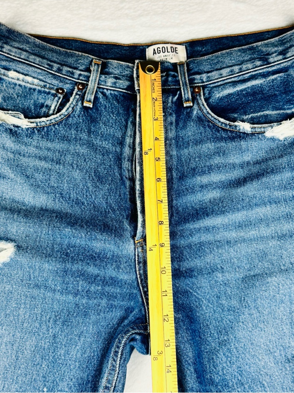 AGOLDE 90's High Rise Loose Fit jeans in a distressed blue wash. Size 29. - Picture 6 of 10